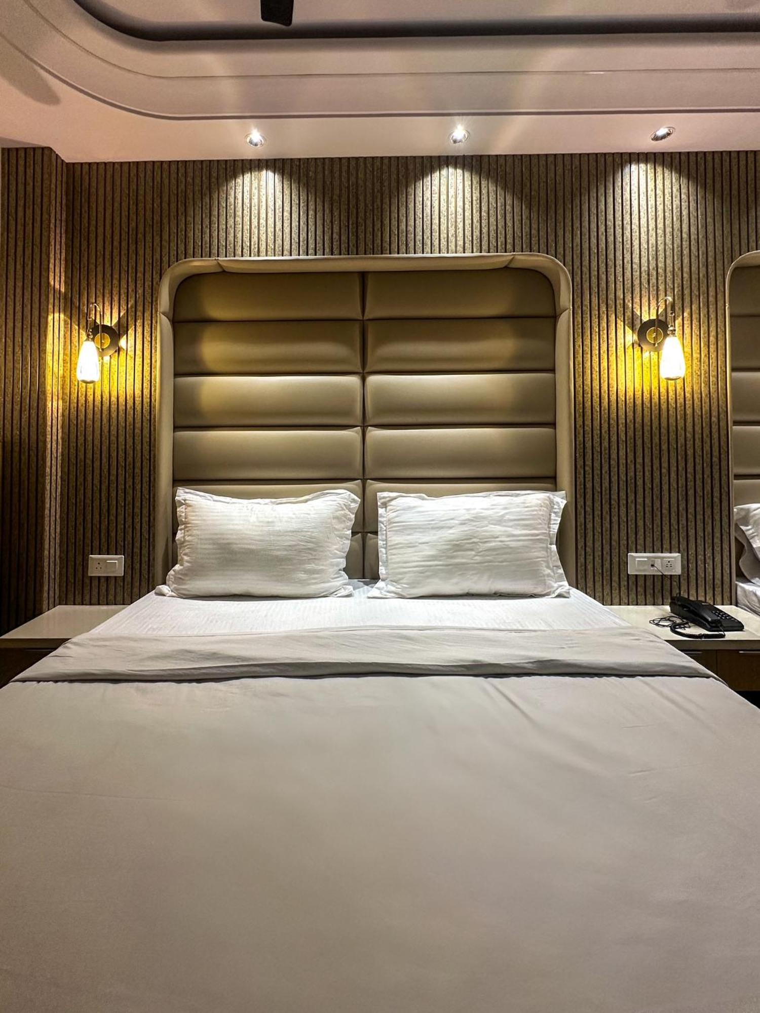 뉴델리 Delhi Delight Premium B&B 외부 사진